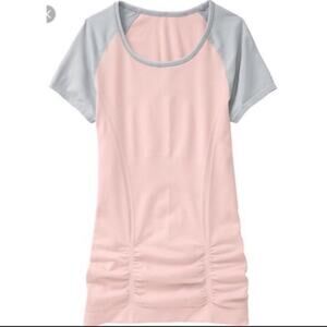 Athleta Color block fast track short sleeve tee medium